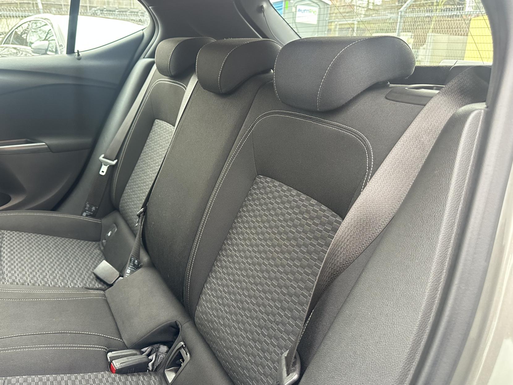 Vauxhall Astra 1.4i Turbo SRi Nav Hatchback 5dr Petrol Manual Euro 6 (150 ps)