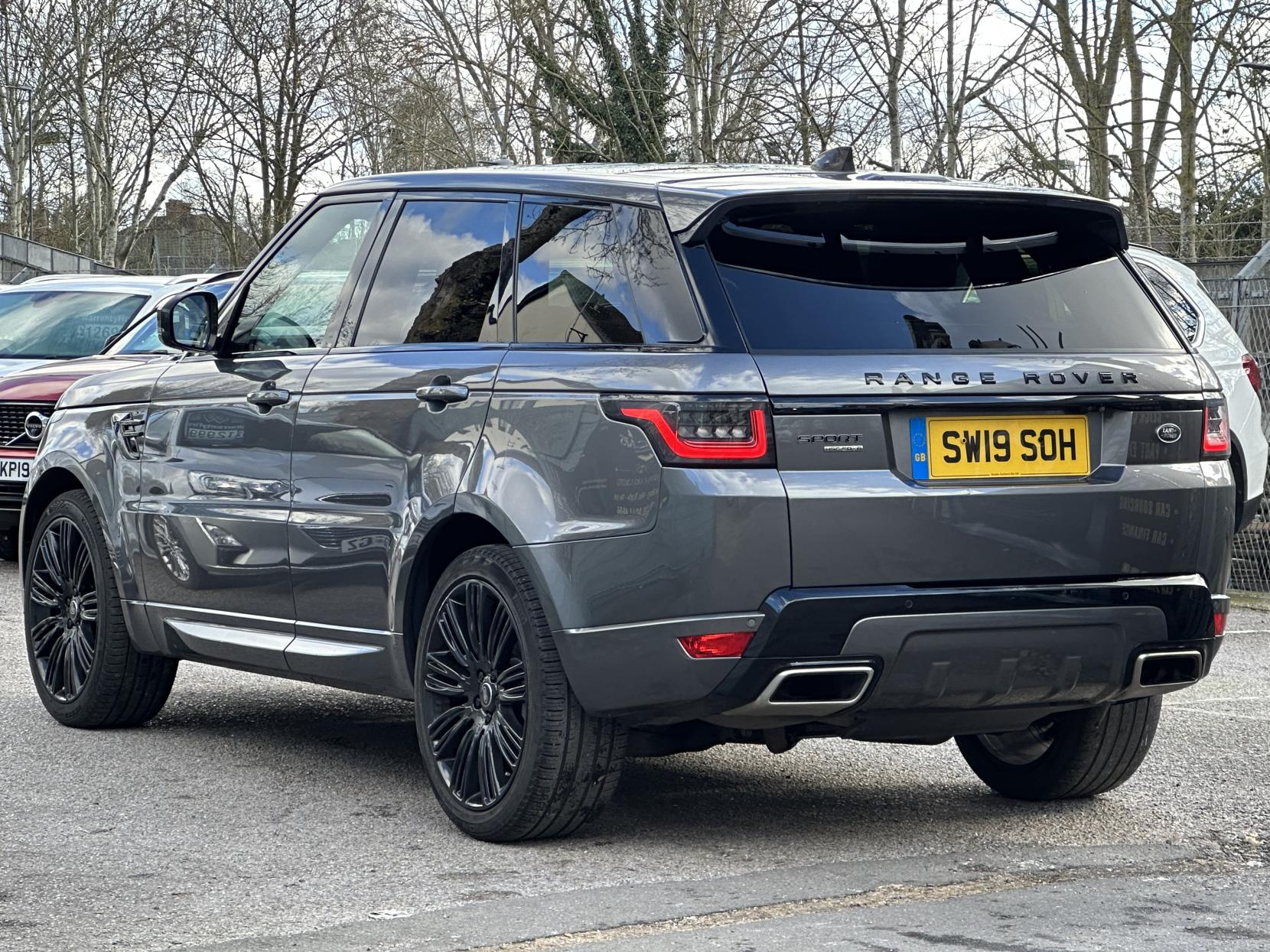 Land Rover Range Rover Sport 3.0 SD V6 HSE Dynamic SUV 5dr Diesel Auto 4WD Euro 6 (s/s) (306 ps)