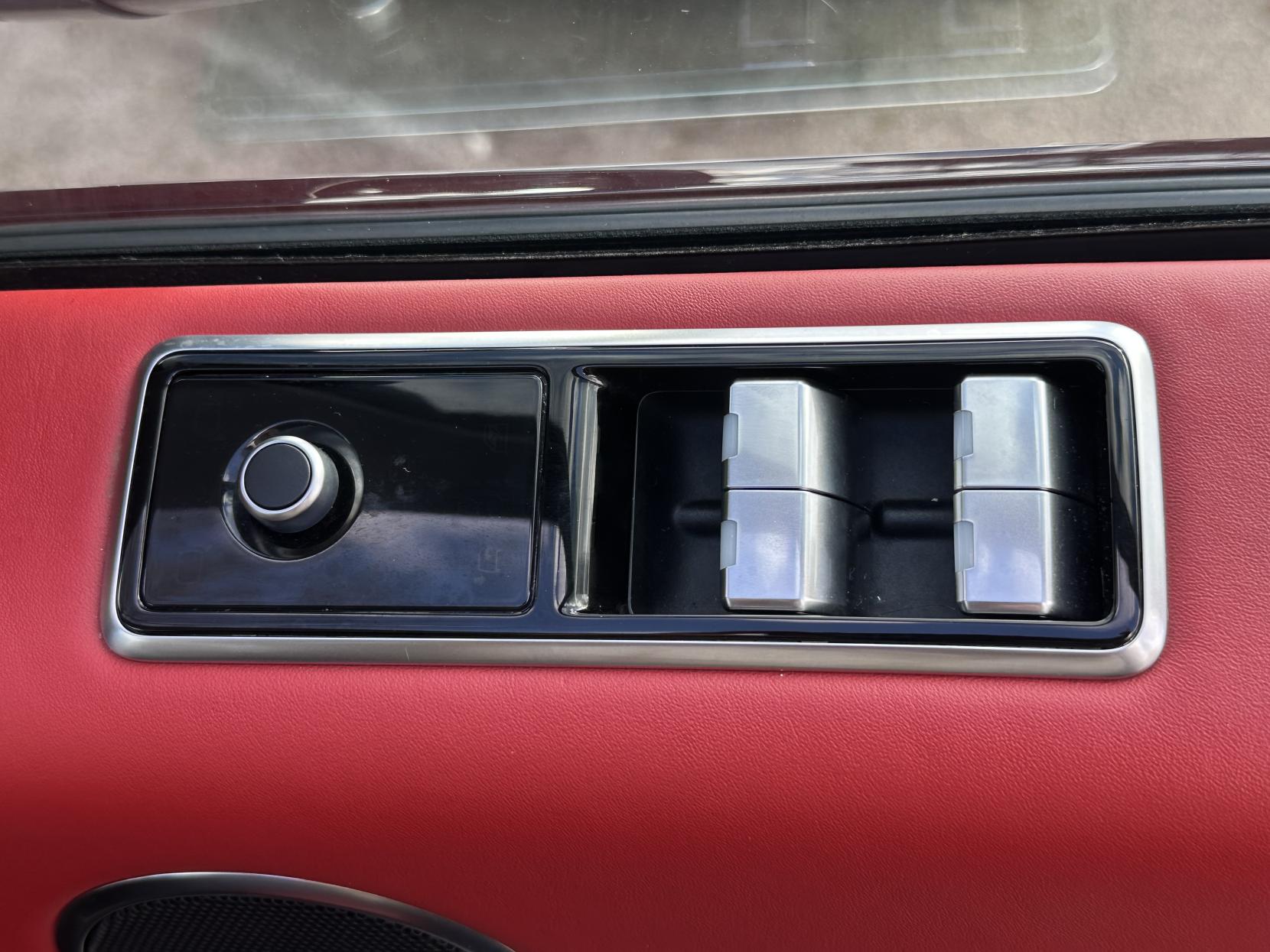 Land Rover Range Rover Sport 3.0 SD V6 HSE Dynamic SUV 5dr Diesel Auto 4WD Euro 6 (s/s) (306 ps)