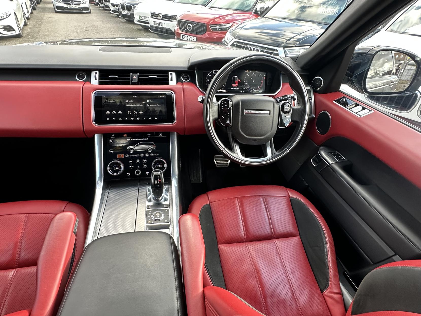 Land Rover Range Rover Sport 3.0 SD V6 HSE Dynamic SUV 5dr Diesel Auto 4WD Euro 6 (s/s) (306 ps)