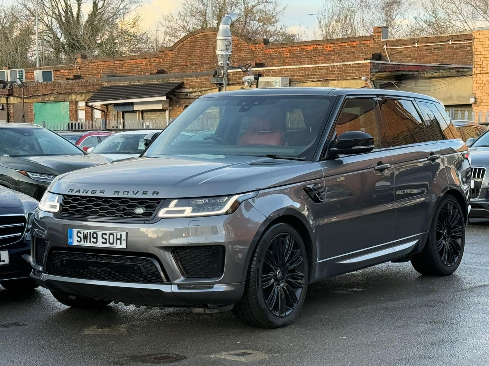 Land Rover Range Rover Sport 3.0 SD V6 HSE Dynamic SUV 5dr Diesel Auto 4WD Euro 6 (s/s) (306 ps)
