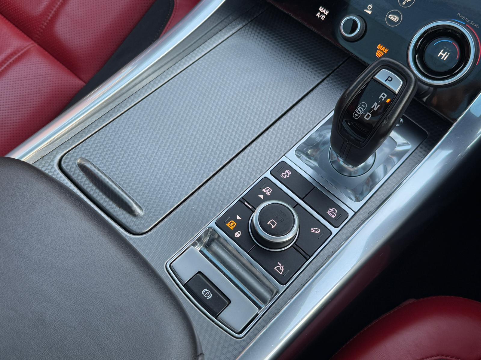 Land Rover Range Rover Sport 3.0 SD V6 HSE Dynamic SUV 5dr Diesel Auto 4WD Euro 6 (s/s) (306 ps)