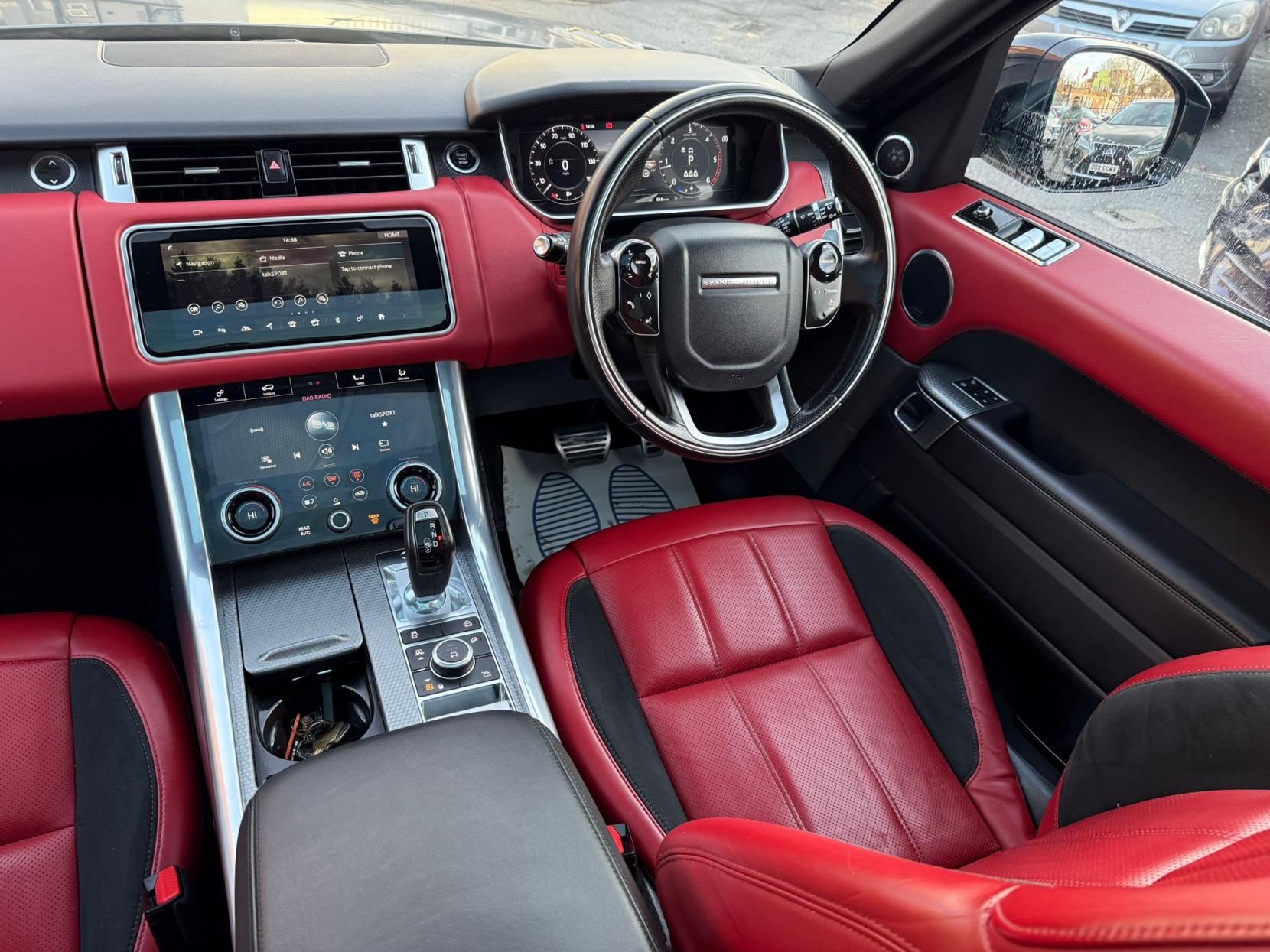 Land Rover Range Rover Sport 3.0 SD V6 HSE Dynamic SUV 5dr Diesel Auto 4WD Euro 6 (s/s) (306 ps)