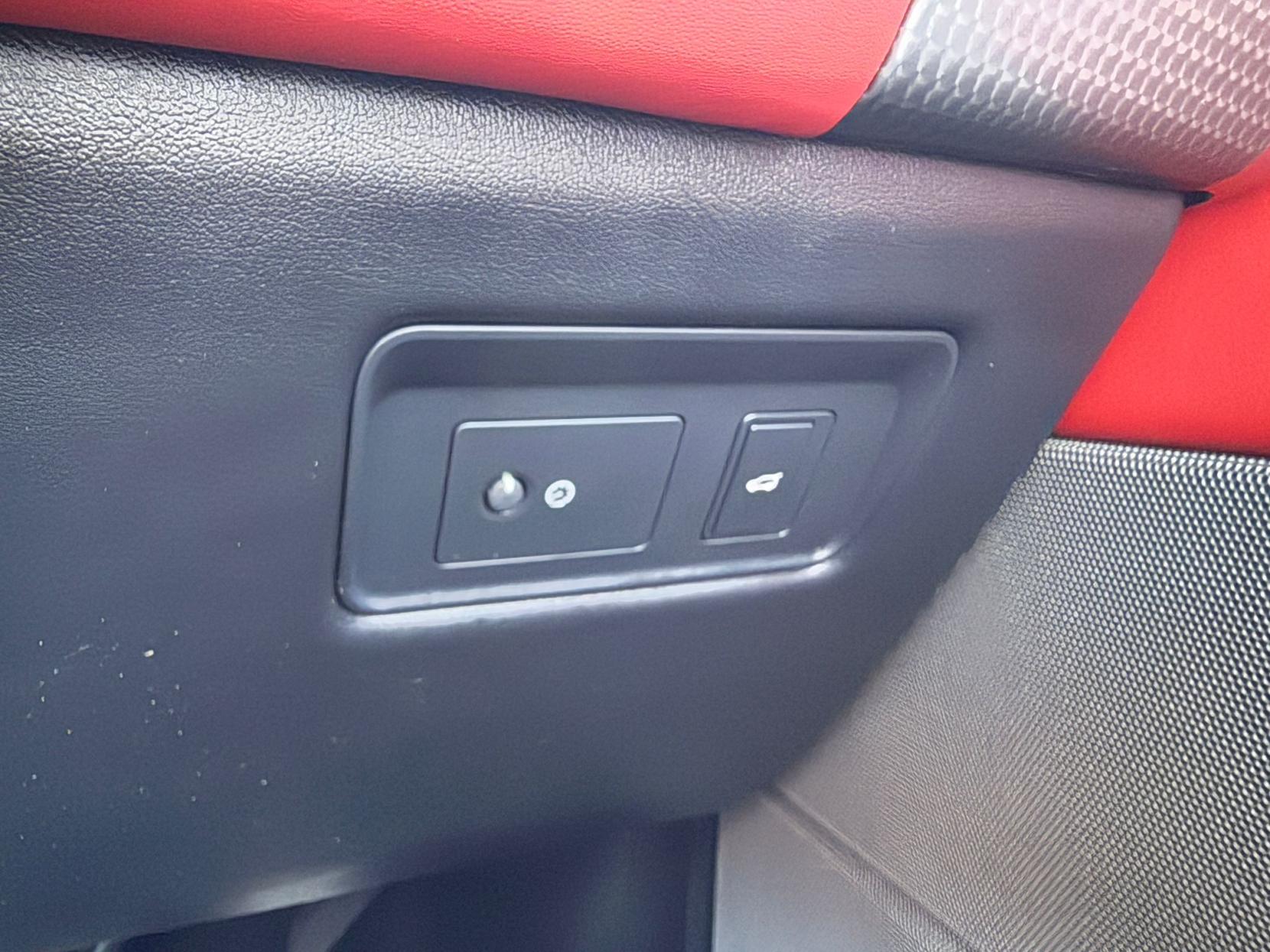 Land Rover Range Rover Sport 3.0 SD V6 HSE Dynamic SUV 5dr Diesel Auto 4WD Euro 6 (s/s) (306 ps)