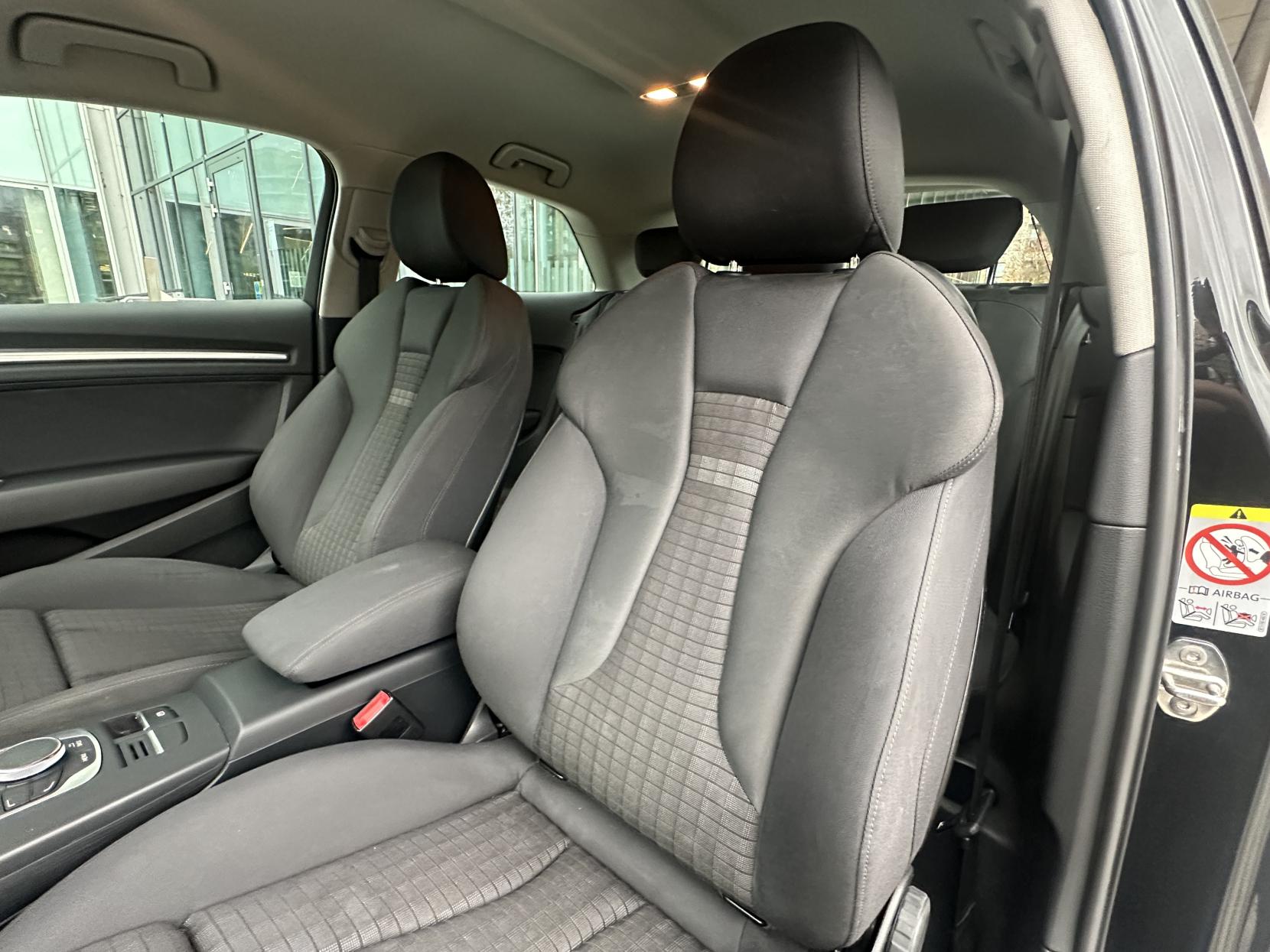 Audi A3 1.8 TFSI Sport Hatchback 3dr Petrol S Tronic quattro Euro 5 (s/s) (180 ps)