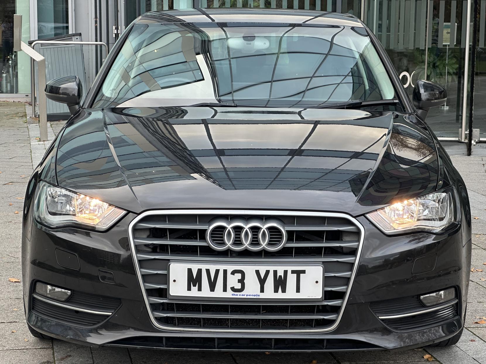 Audi A3 1.8 TFSI Sport Hatchback 3dr Petrol S Tronic quattro Euro 5 (s/s) (180 ps)