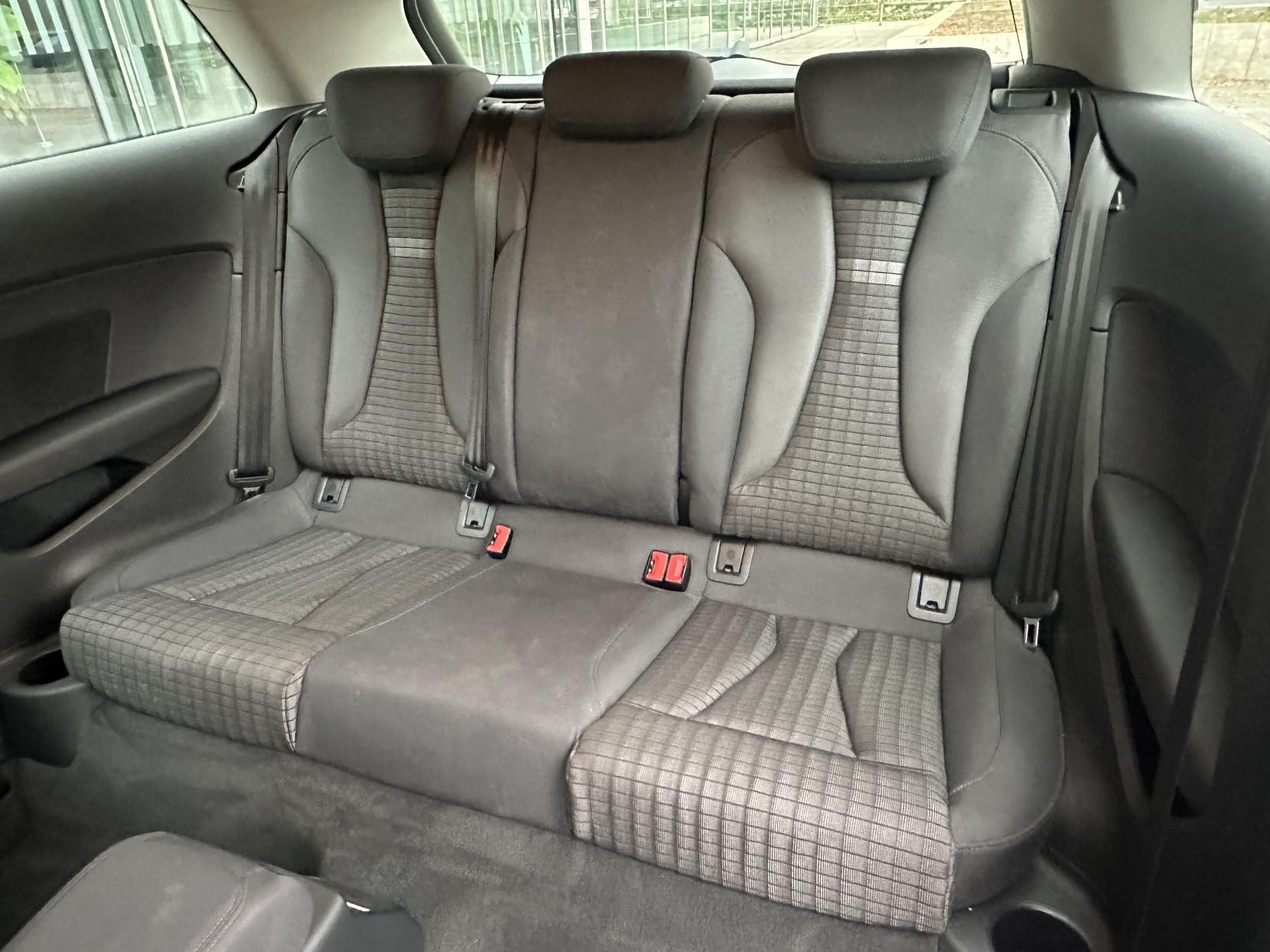 Audi A3 1.8 TFSI Sport Hatchback 3dr Petrol S Tronic quattro Euro 5 (s/s) (180 ps)