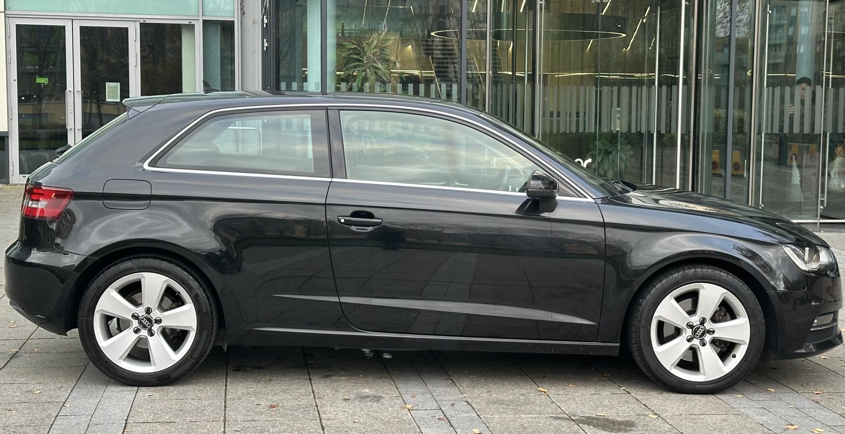 Audi A3 1.8 TFSI Sport Hatchback 3dr Petrol S Tronic quattro Euro 5 (s/s) (180 ps)