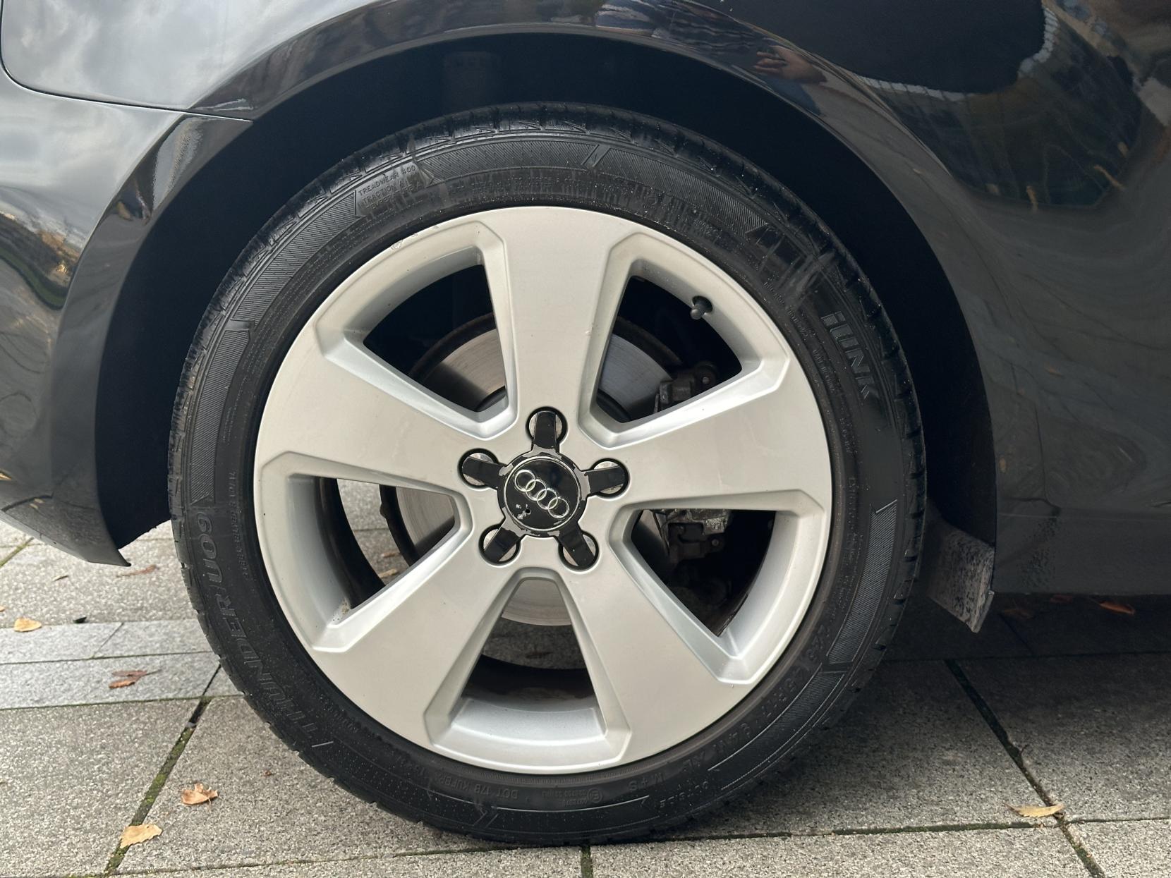 Audi A3 1.8 TFSI Sport Hatchback 3dr Petrol S Tronic quattro Euro 5 (s/s) (180 ps)