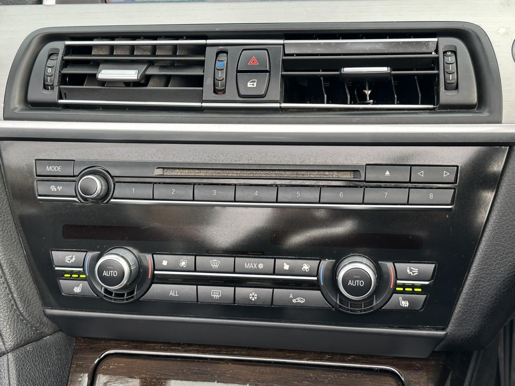 BMW 6 Series 3.0 640i SE Convertible 2dr Petrol Auto Euro 5 (s/s) (320 ps)