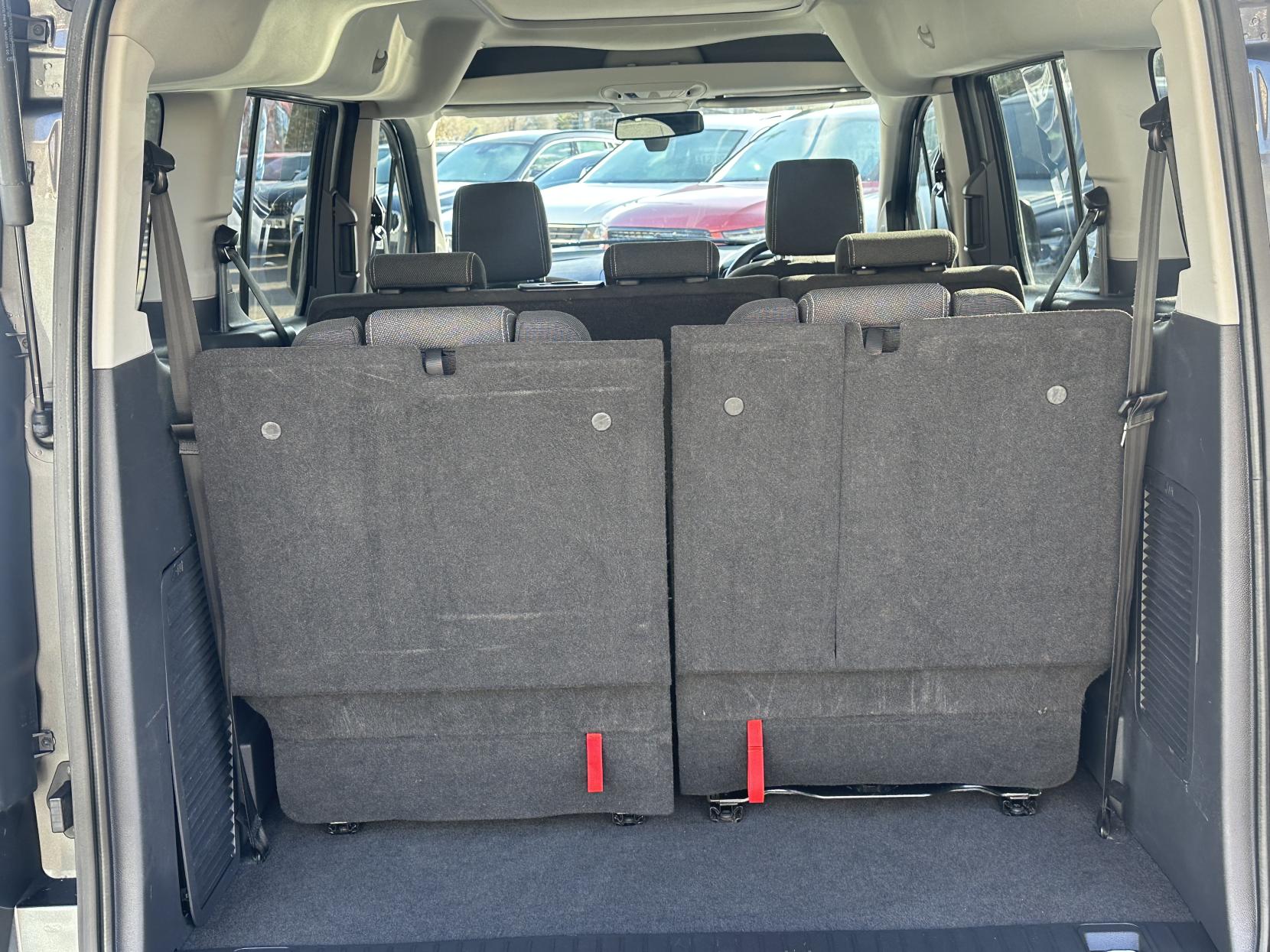 Ford Grand Tourneo Connect 1.6 EcoBoost Titanium MPV 5dr Petrol Powershift Euro 5 (150 ps)