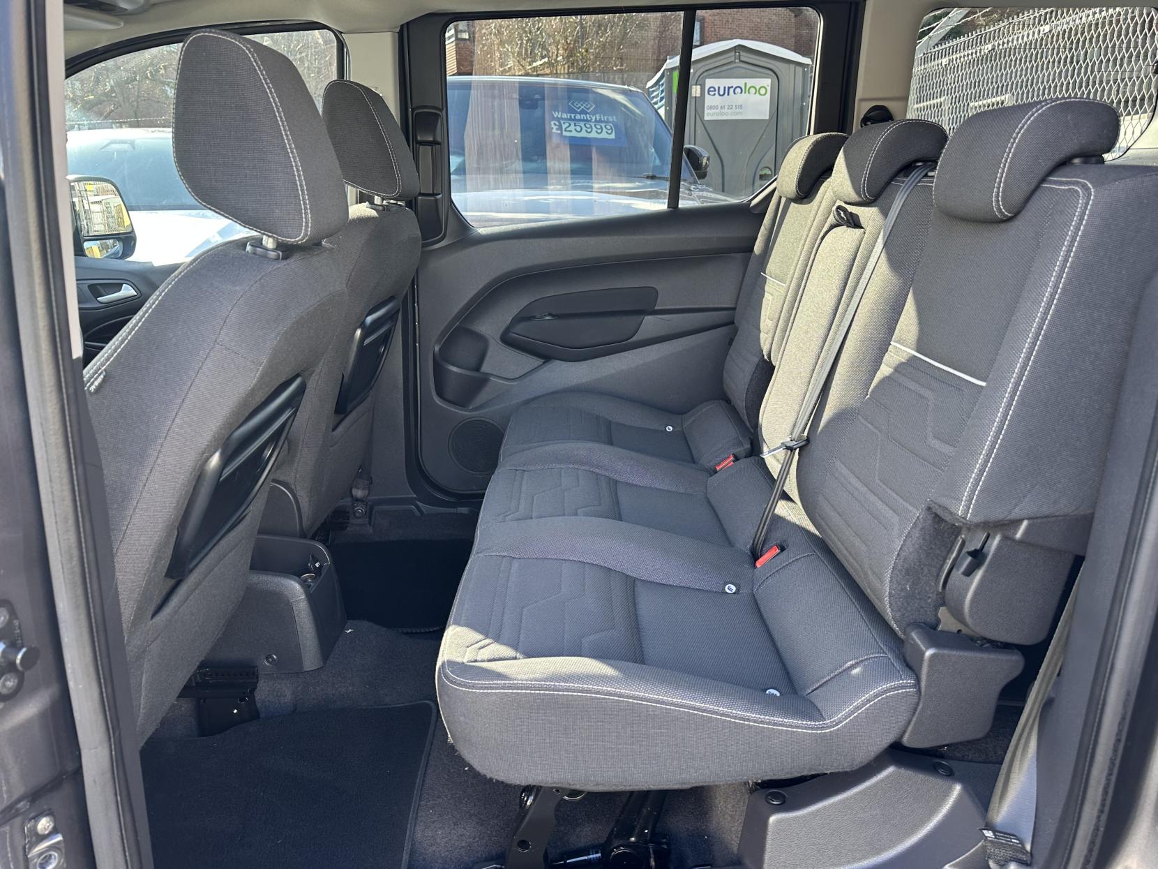 Ford Grand Tourneo Connect 1.6 EcoBoost Titanium MPV 5dr Petrol Powershift Euro 5 (150 ps)