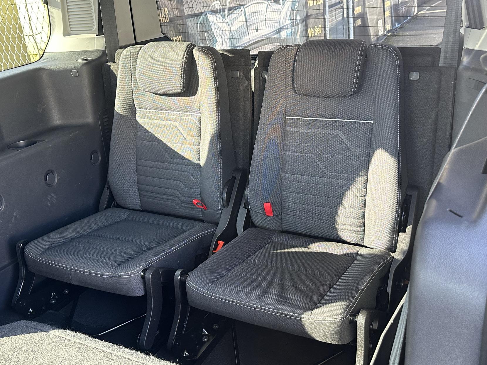 Ford Grand Tourneo Connect 1.6 EcoBoost Titanium MPV 5dr Petrol Powershift Euro 5 (150 ps)