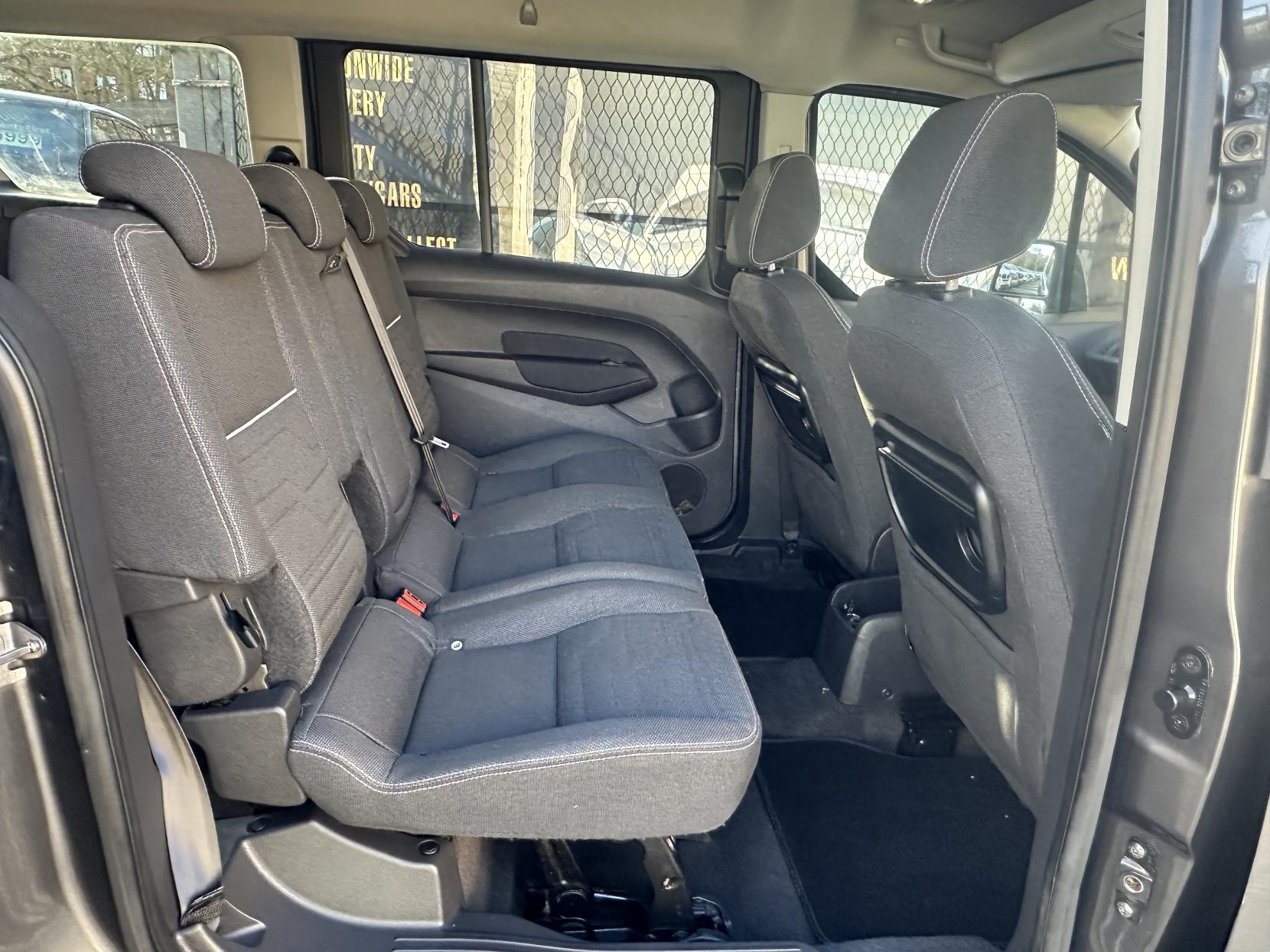 Ford Grand Tourneo Connect 1.6 EcoBoost Titanium MPV 5dr Petrol Powershift Euro 5 (150 ps)