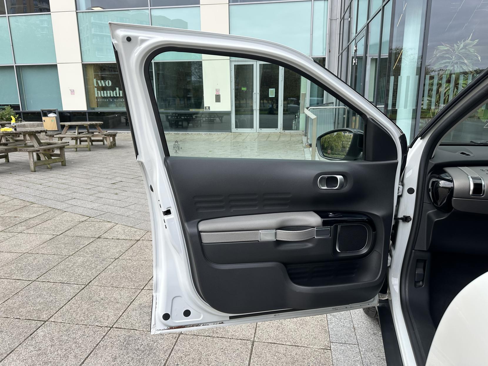 Citroen C4 Cactus 1.2 PureTech GPF Flair Hatchback 5dr Petrol Manual Euro 6 (s/s) (110 ps)