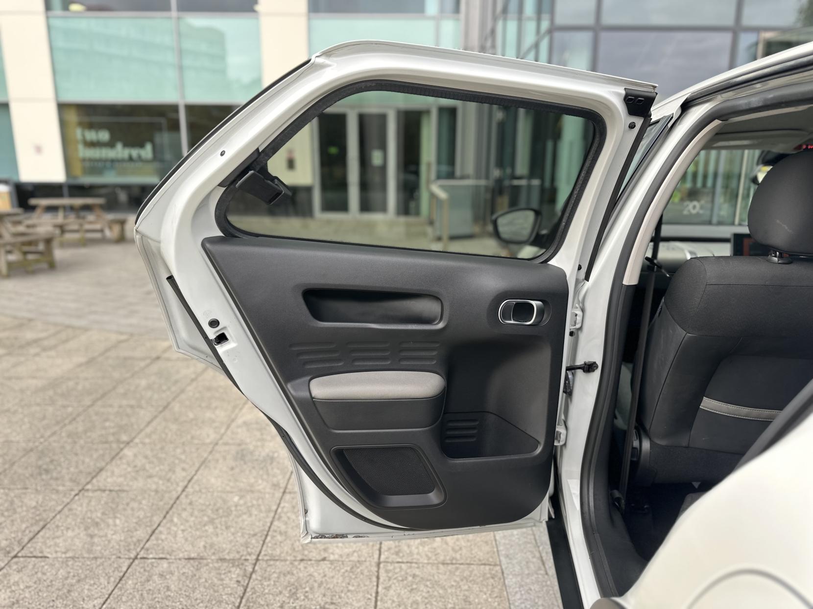 Citroen C4 Cactus 1.2 PureTech GPF Flair Hatchback 5dr Petrol Manual Euro 6 (s/s) (110 ps)