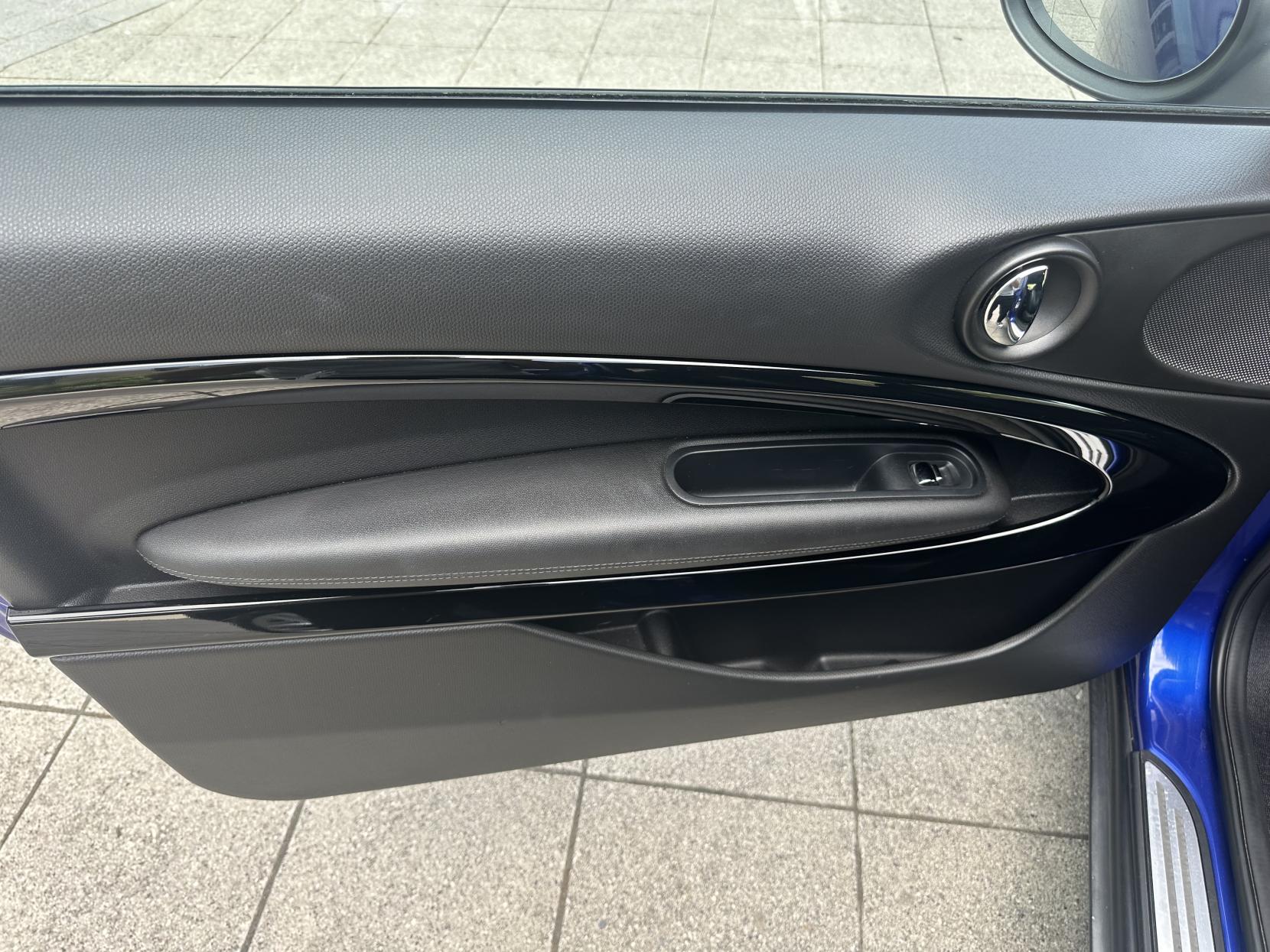 MINI Paceman 1.6 Cooper SUV 3dr Petrol Auto ALL4 Euro 6 (122 ps)