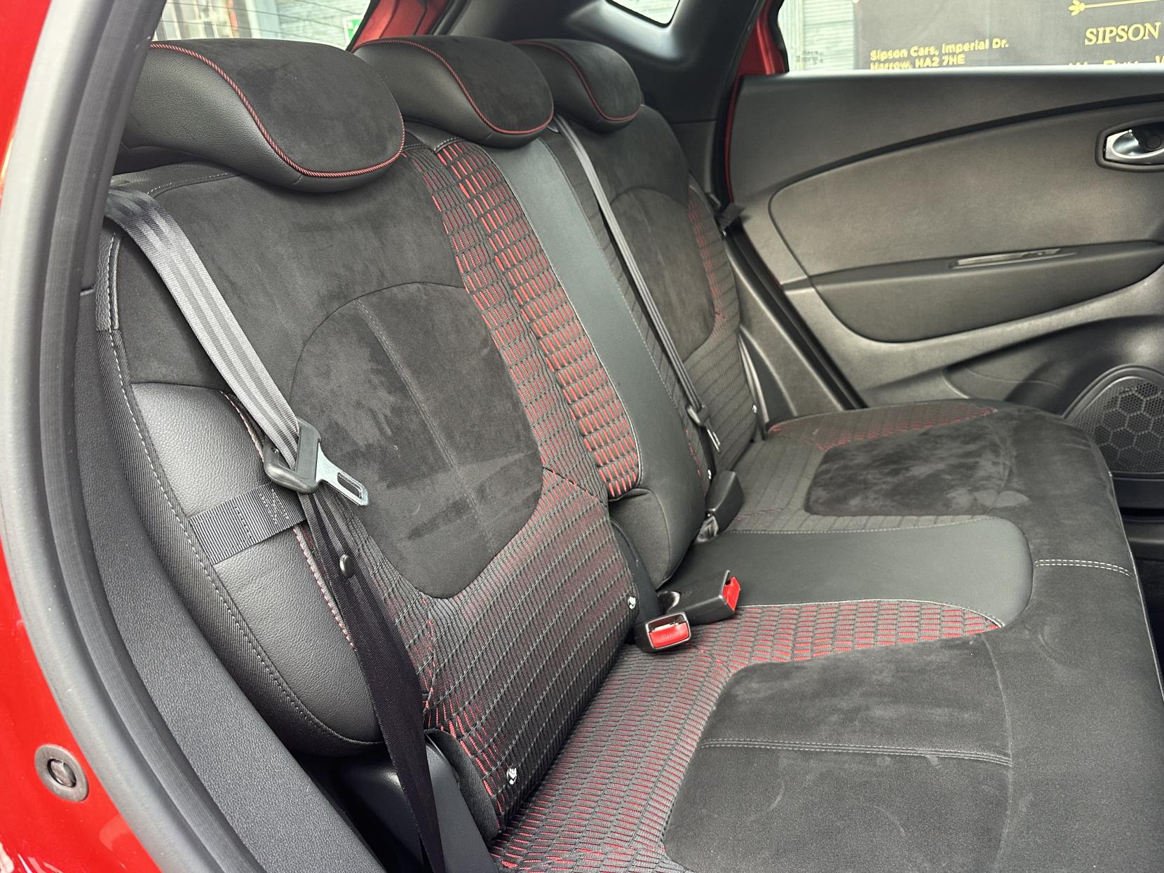 Renault Captur 1.3 TCe ENERGY S Edition SUV 5dr Petrol EDC Euro 6 (s/s) (150 ps)