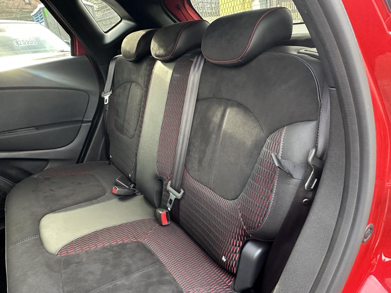 Renault Captur 1.3 TCe ENERGY S Edition SUV 5dr Petrol EDC Euro 6 (s/s) (150 ps)