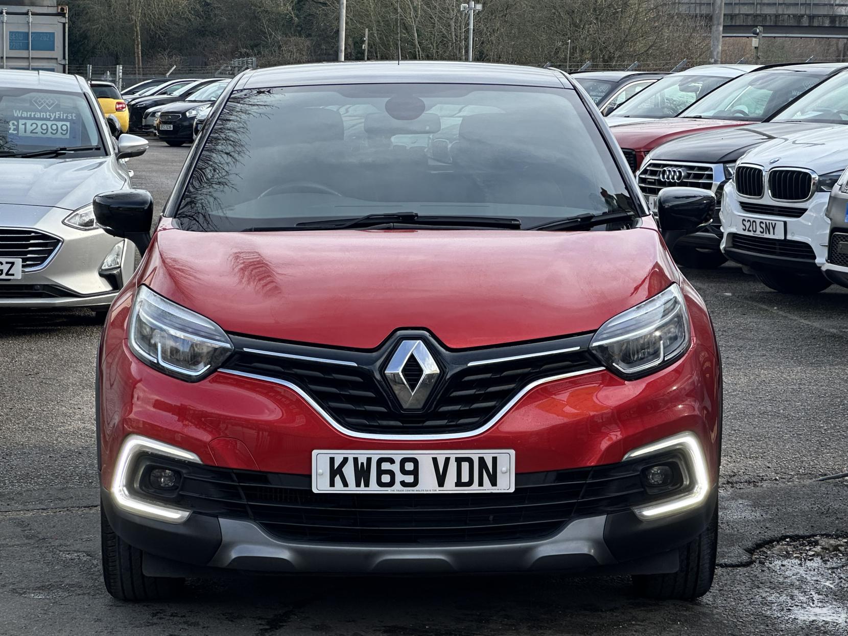 Renault Captur 1.3 TCe ENERGY S Edition SUV 5dr Petrol EDC Euro 6 (s/s) (150 ps)