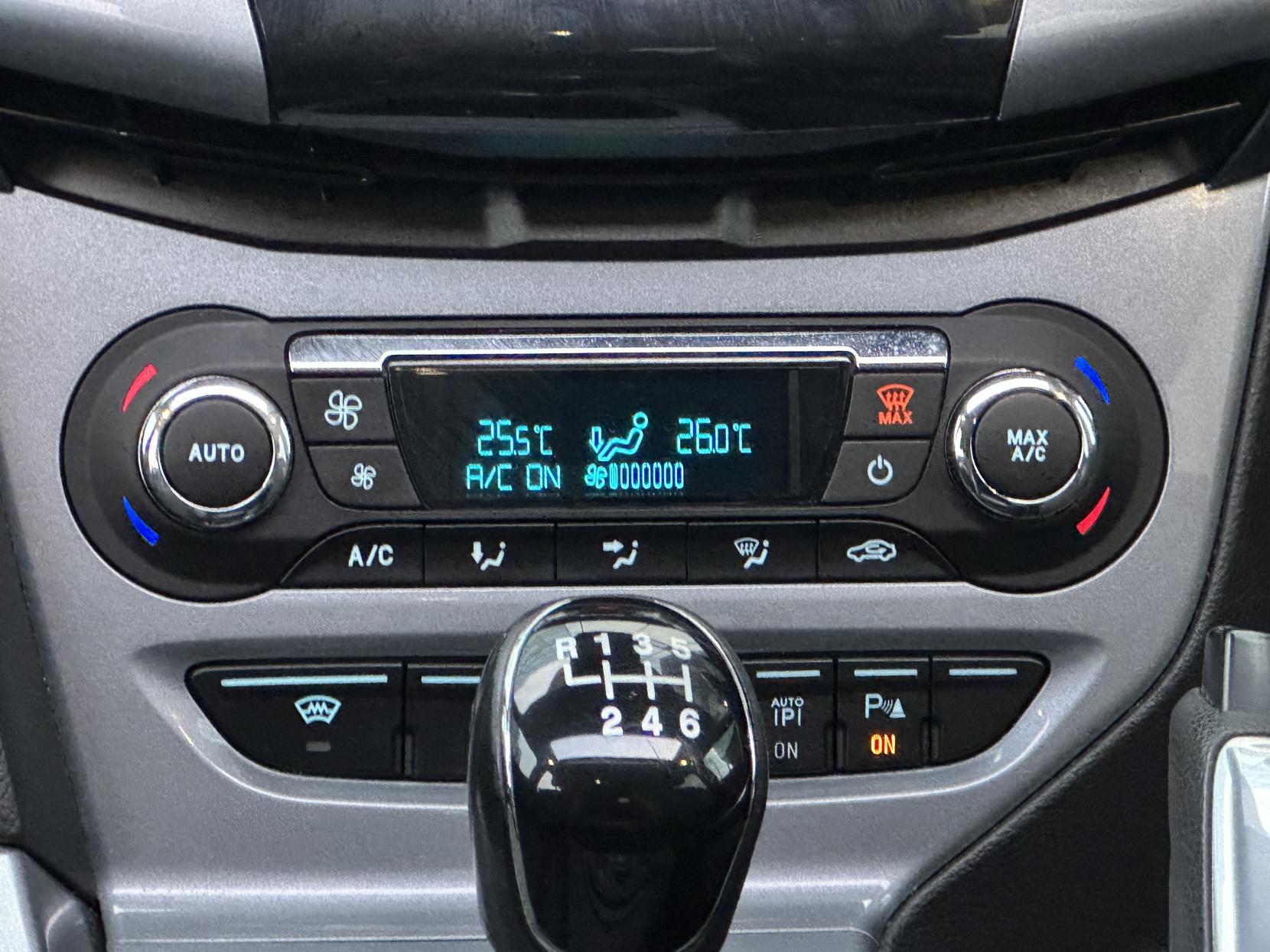 Ford Focus 1.6T EcoBoost Titanium X Hatchback 5dr Petrol Manual Euro 5 (s/s) (150 ps)