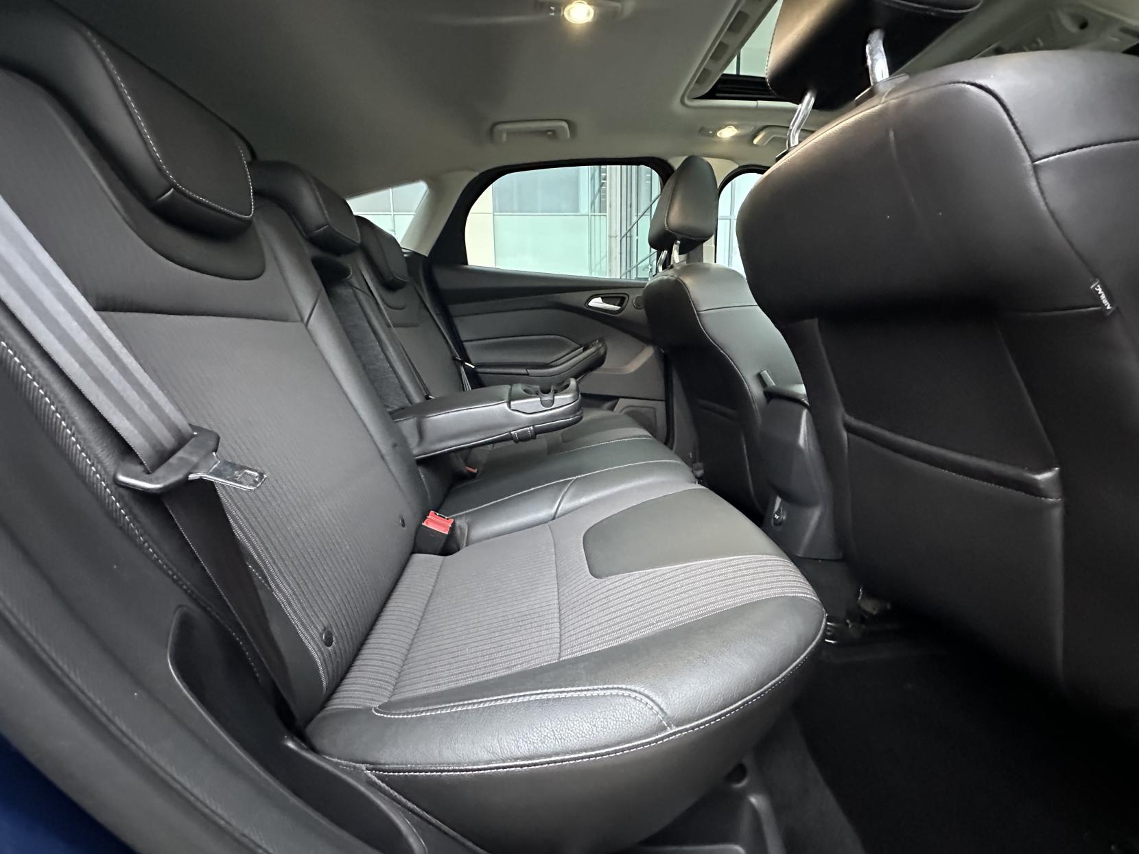 Ford Focus 1.6T EcoBoost Titanium X Hatchback 5dr Petrol Manual Euro 5 (s/s) (150 ps)