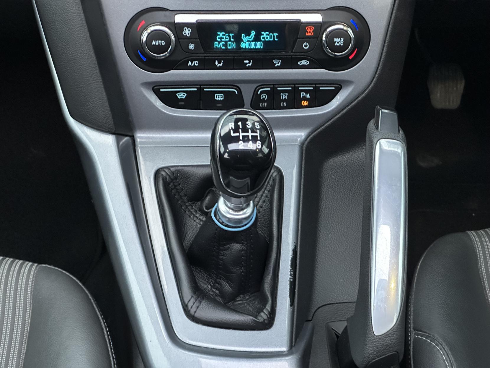 Ford Focus 1.6T EcoBoost Titanium X Hatchback 5dr Petrol Manual Euro 5 (s/s) (150 ps)