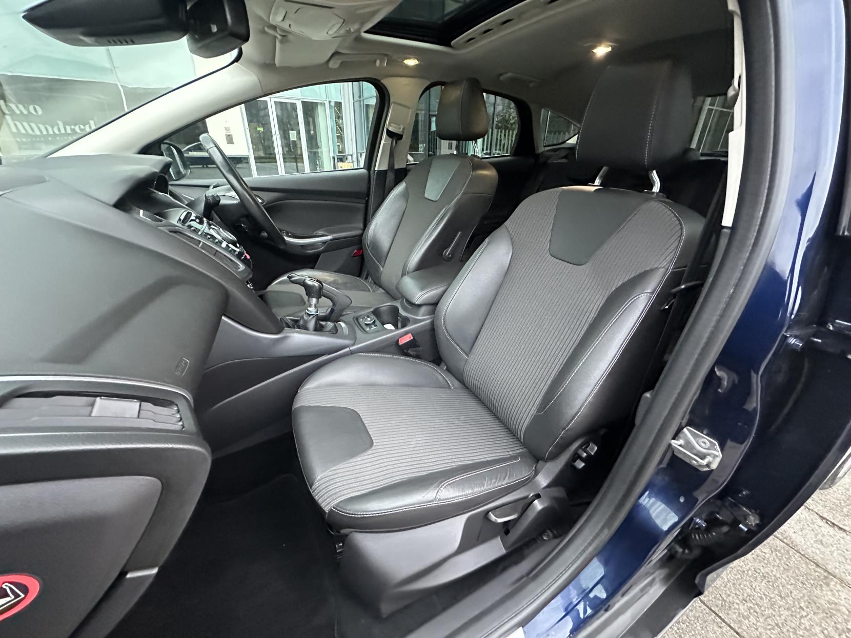 Ford Focus 1.6T EcoBoost Titanium X Hatchback 5dr Petrol Manual Euro 5 (s/s) (150 ps)