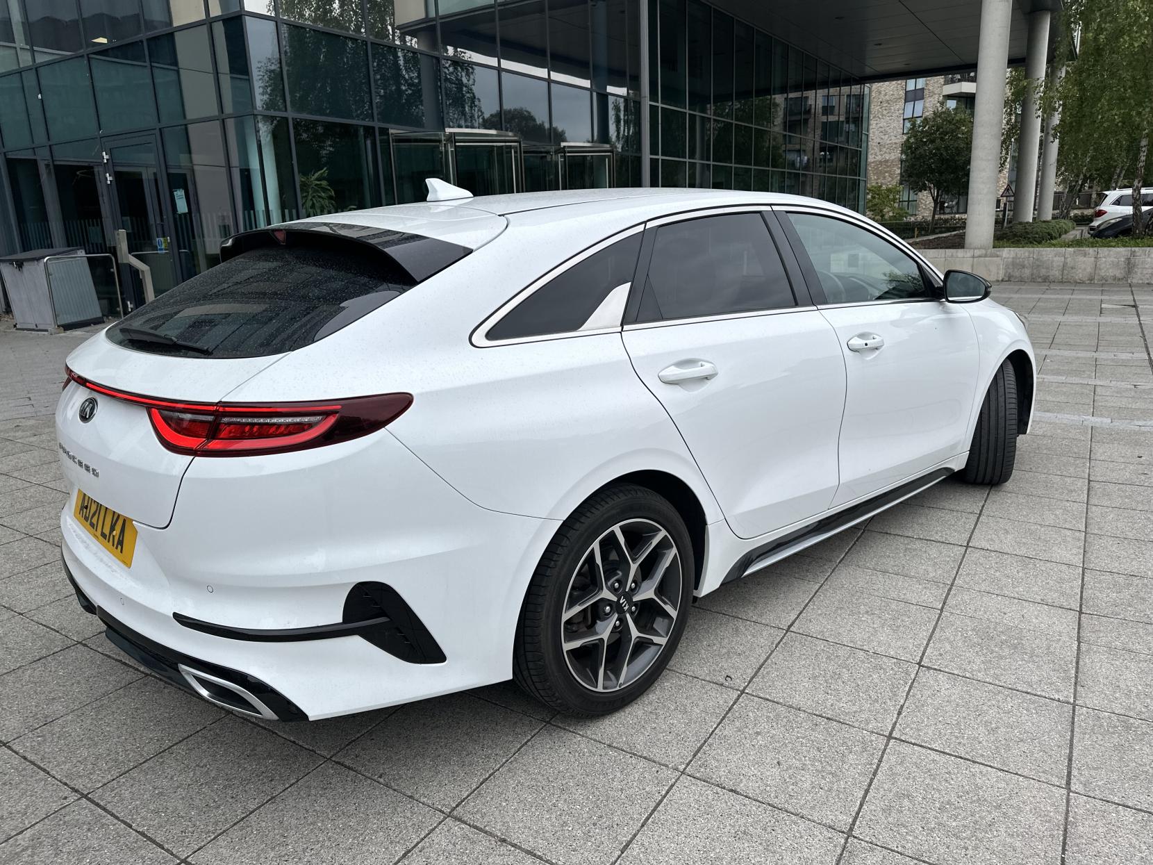 Kia ProCeed 1.5 T-GDi GT-Line Shooting Brake 5dr Petrol DCT Euro 6 (s/s) (158 bhp)