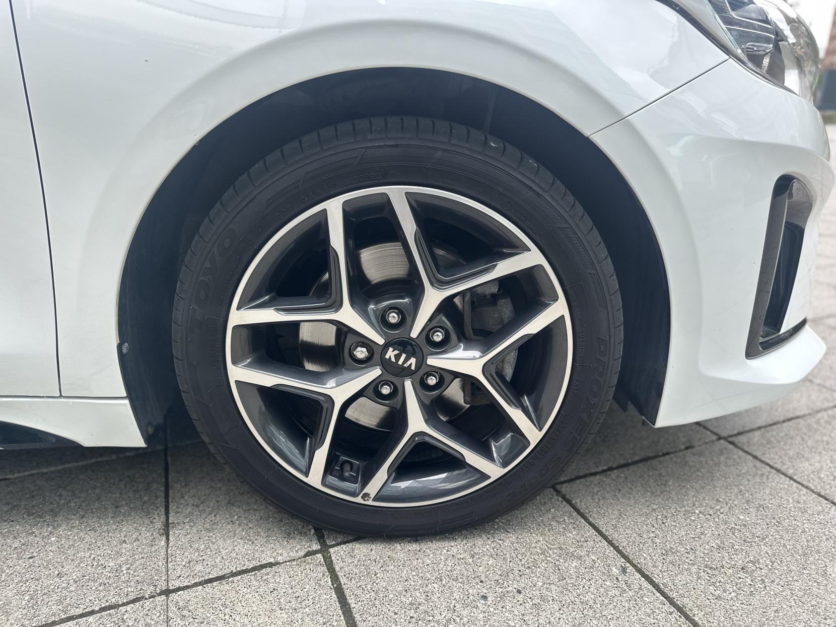 Kia ProCeed 1.5 T-GDi GT-Line Shooting Brake 5dr Petrol DCT Euro 6 (s/s) (158 bhp)