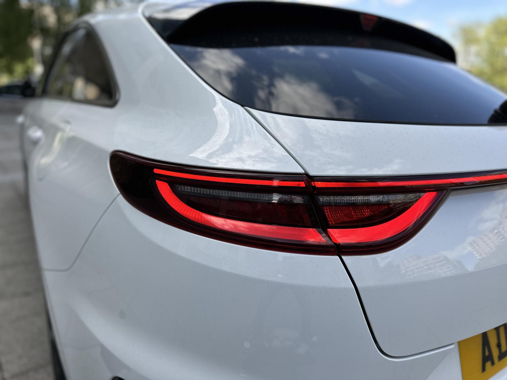Kia ProCeed 1.5 T-GDi GT-Line Shooting Brake 5dr Petrol DCT Euro 6 (s/s) (158 bhp)