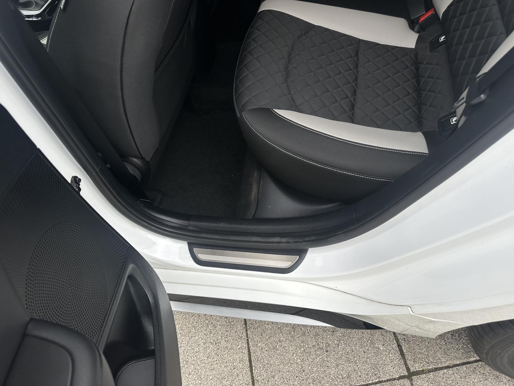 Kia ProCeed 1.5 T-GDi GT-Line Shooting Brake 5dr Petrol DCT Euro 6 (s/s) (158 bhp)