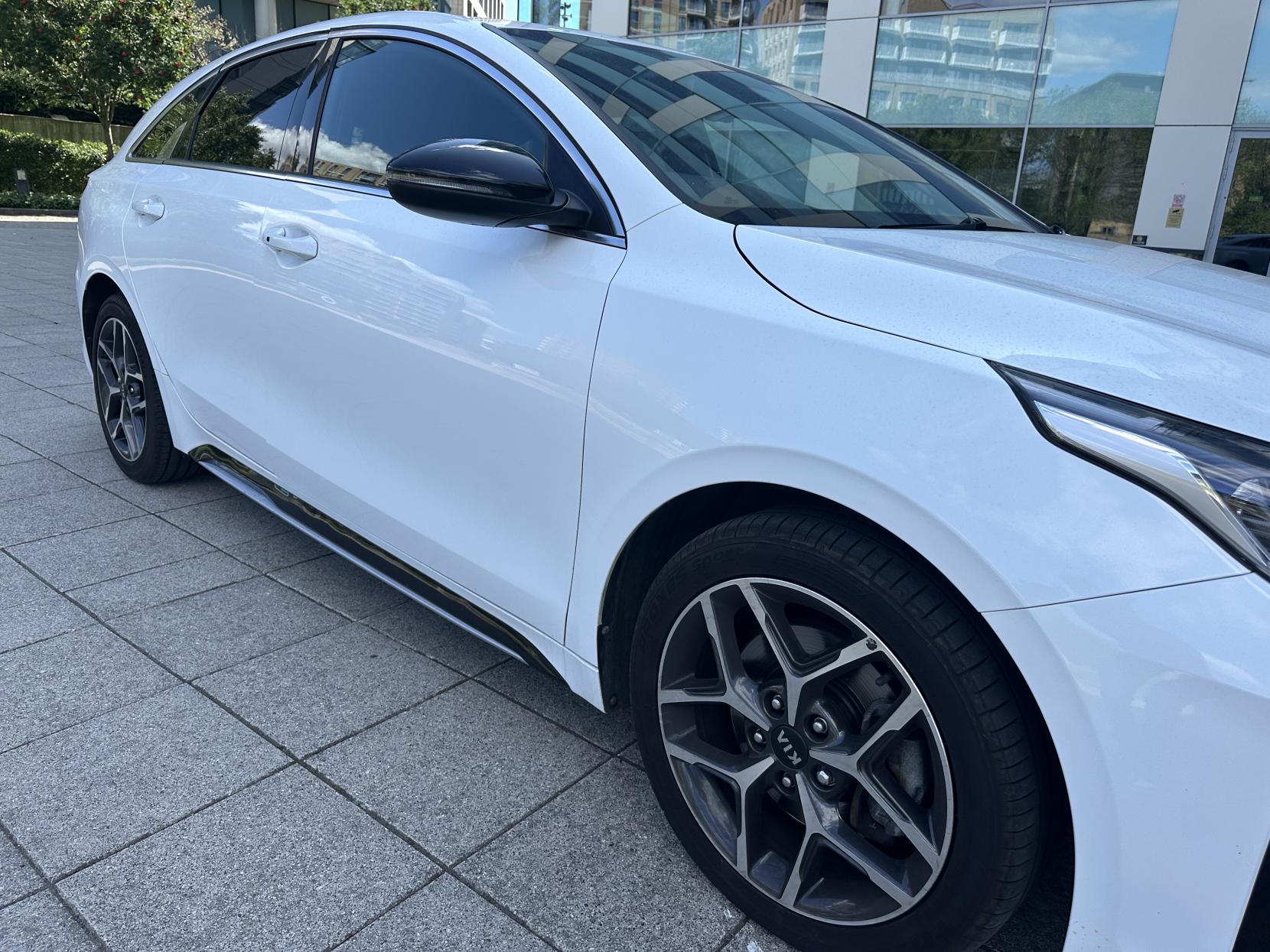 Kia ProCeed 1.5 T-GDi GT-Line Shooting Brake 5dr Petrol DCT Euro 6 (s/s) (158 bhp)