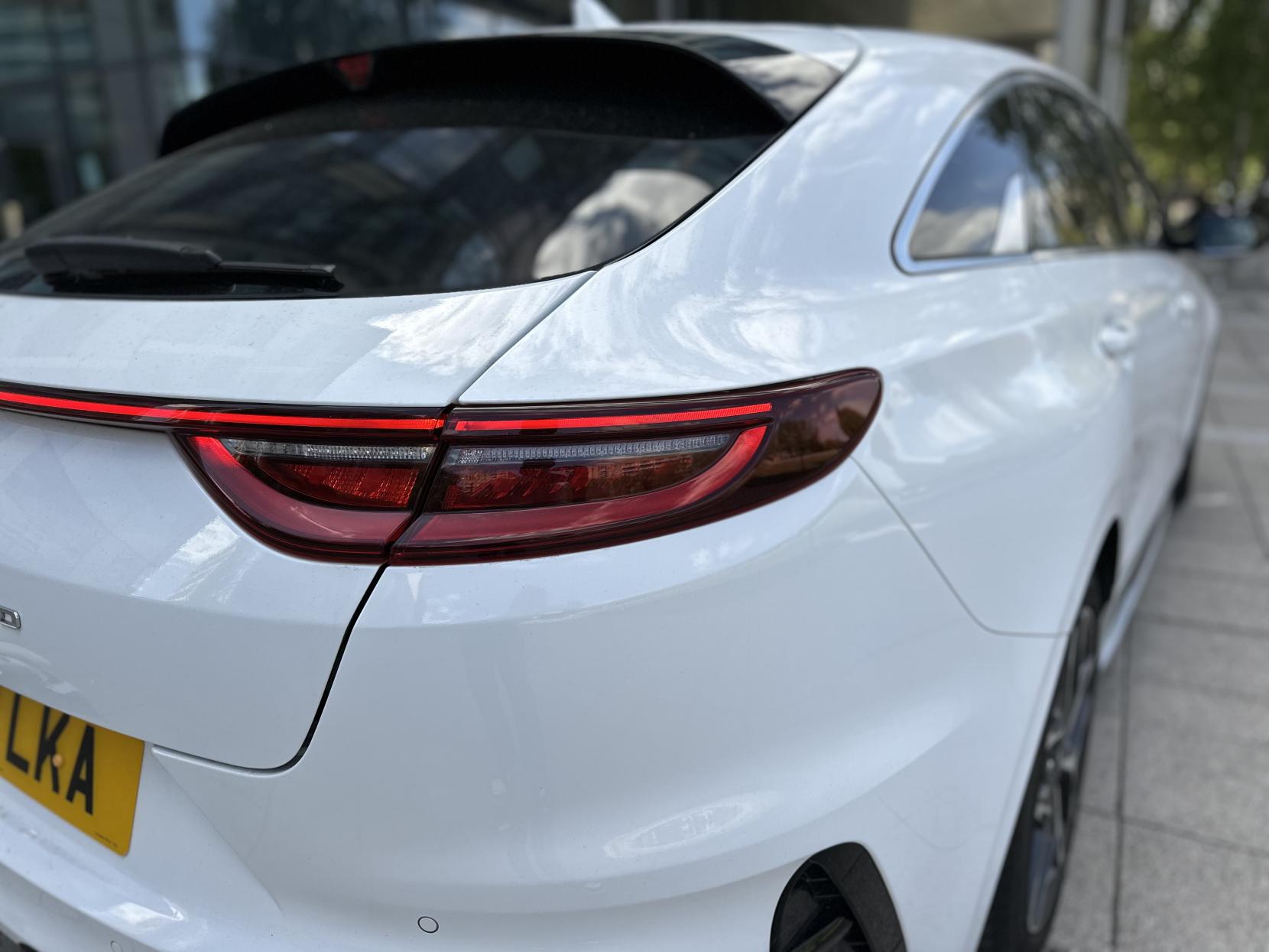 Kia ProCeed 1.5 T-GDi GT-Line Shooting Brake 5dr Petrol DCT Euro 6 (s/s) (158 bhp)