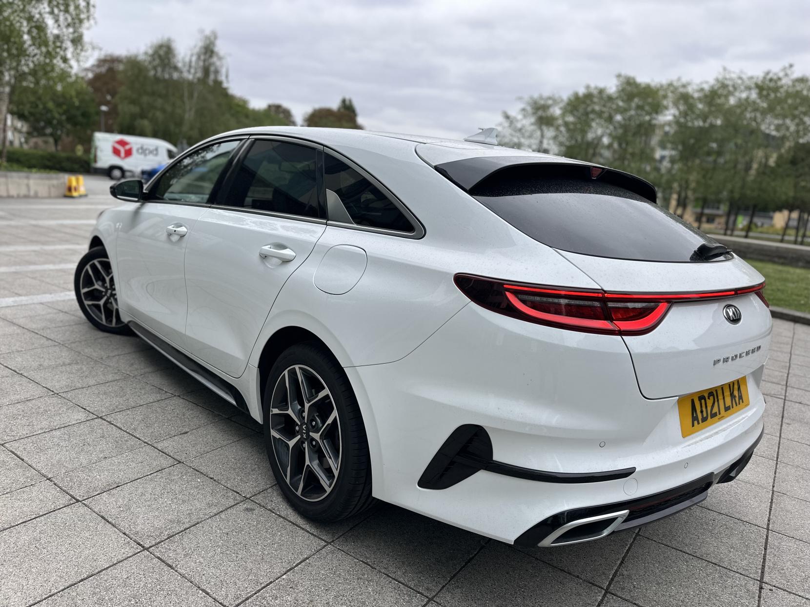 Kia ProCeed 1.5 T-GDi GT-Line Shooting Brake 5dr Petrol DCT Euro 6 (s/s) (158 bhp)