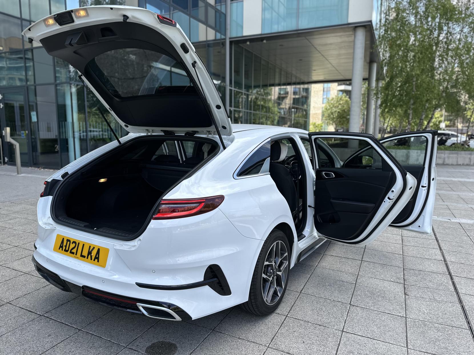 Kia ProCeed 1.5 T-GDi GT-Line Shooting Brake 5dr Petrol DCT Euro 6 (s/s) (158 bhp)