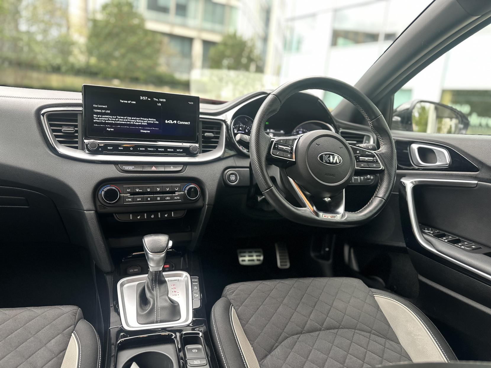 Kia ProCeed 1.5 T-GDi GT-Line Shooting Brake 5dr Petrol DCT Euro 6 (s/s) (158 bhp)