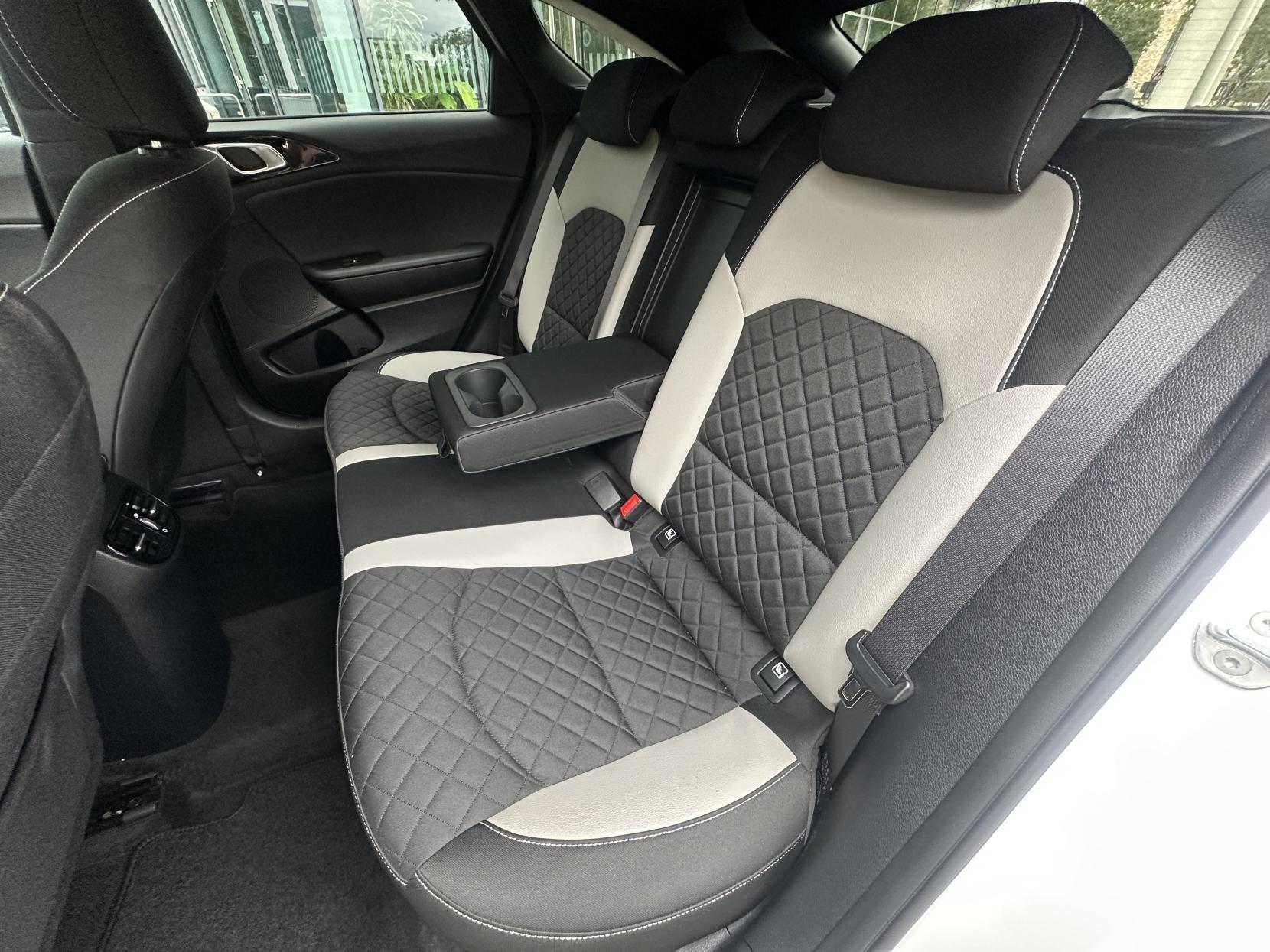 Kia ProCeed 1.5 T-GDi GT-Line Shooting Brake 5dr Petrol DCT Euro 6 (s/s) (158 bhp)