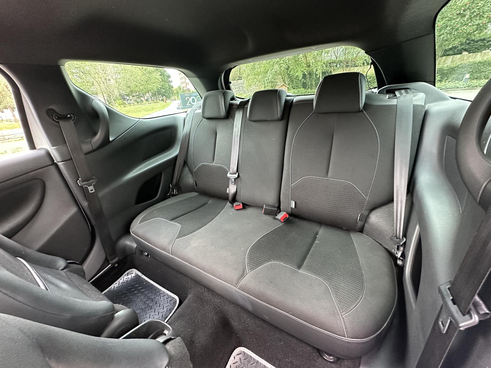 Citroen DS3 1.6 VTi DStyle Pink Hatchback 3dr Petrol Manual Euro 5 (120 ps)