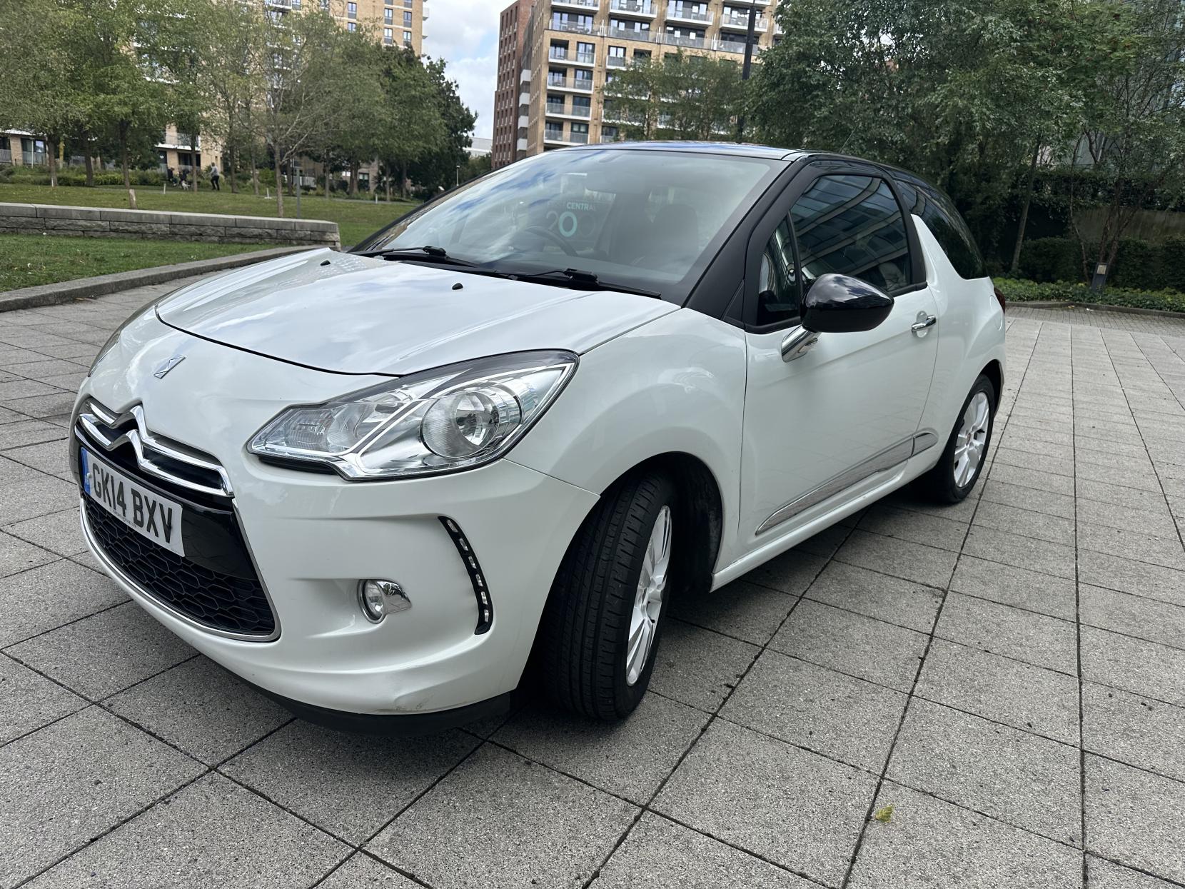 Citroen DS3 1.6 VTi DStyle Pink Hatchback 3dr Petrol Manual Euro 5 (120 ps)
