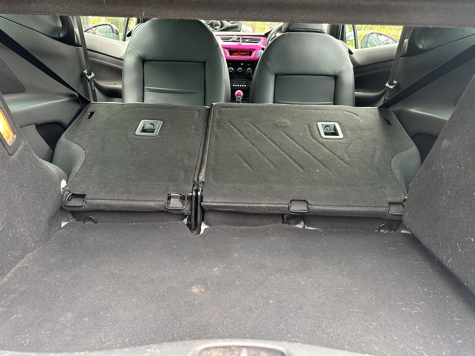 Citroen DS3 1.6 VTi DStyle Pink Hatchback 3dr Petrol Manual Euro 5 (120 ps)