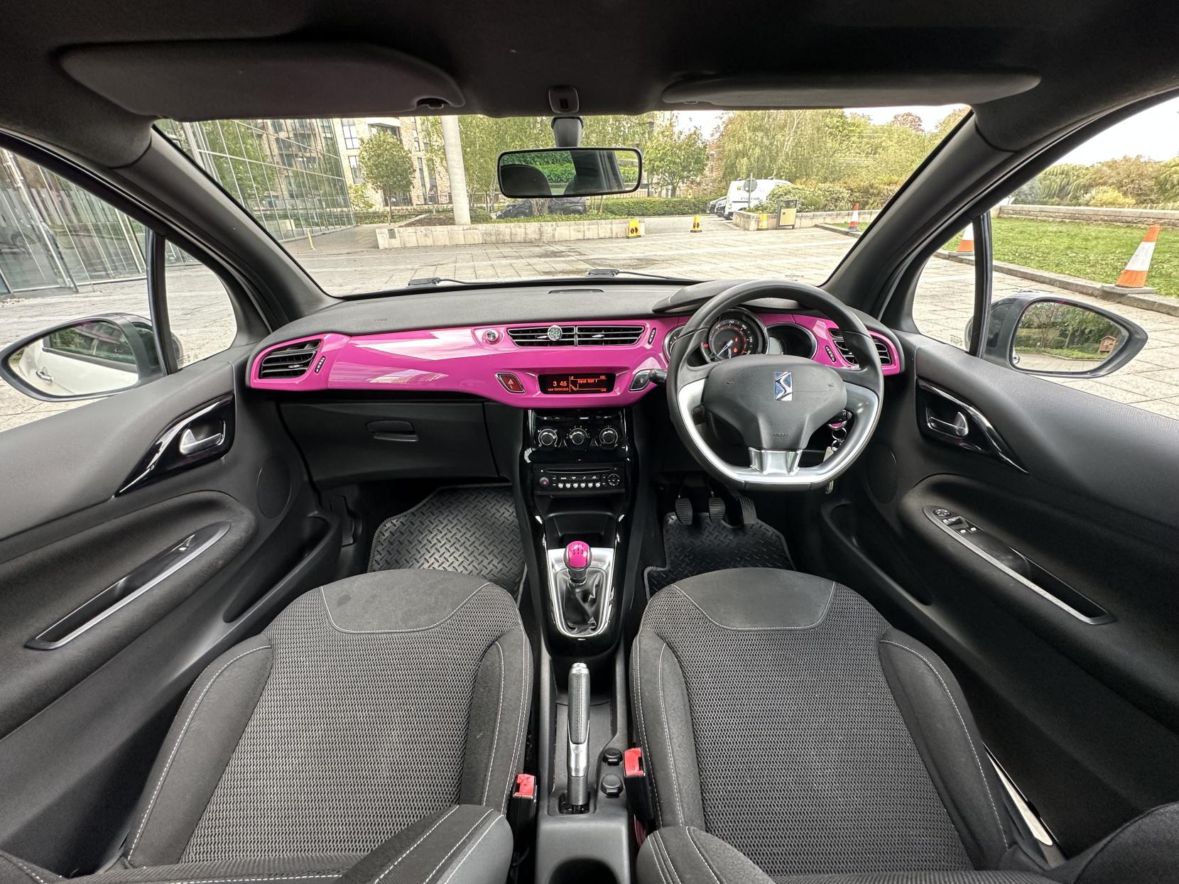 Citroen DS3 1.6 VTi DStyle Pink Hatchback 3dr Petrol Manual Euro 5 (120 ps)