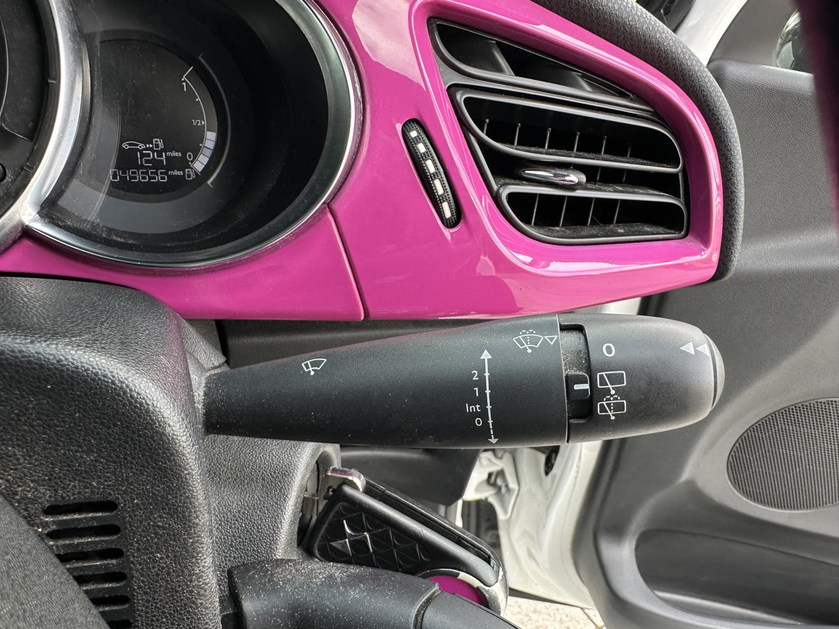 Citroen DS3 1.6 VTi DStyle Pink Hatchback 3dr Petrol Manual Euro 5 (120 ps)