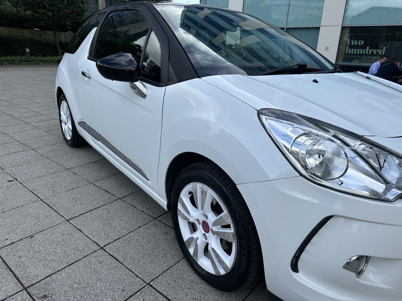 Citroen DS3 1.6 VTi DStyle Pink Hatchback 3dr Petrol Manual Euro 5 (120 ps)