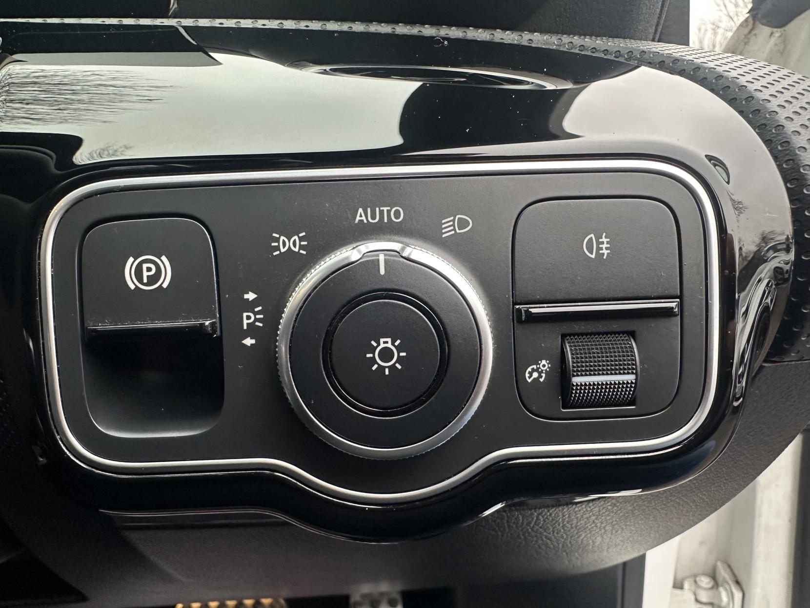 Mercedes-Benz A Class 2.0 A220 AMG Line Hatchback 5dr Petrol 7G-DCT Euro 6 (s/s) (190 ps)