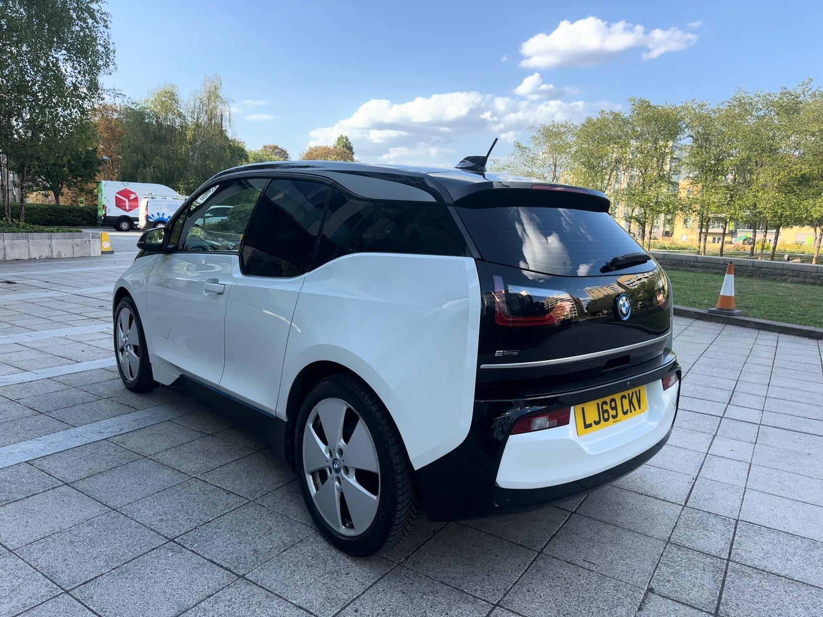 BMW i3 33kWh Hatchback 5dr Petrol Plug-in Hybrid Auto Euro 6 (s/s) (Range Extender) (170 ps)