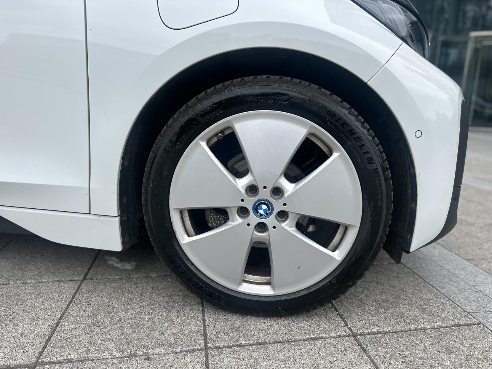 BMW i3 33kWh Hatchback 5dr Petrol Plug-in Hybrid Auto Euro 6 (s/s) (Range Extender) (170 ps)