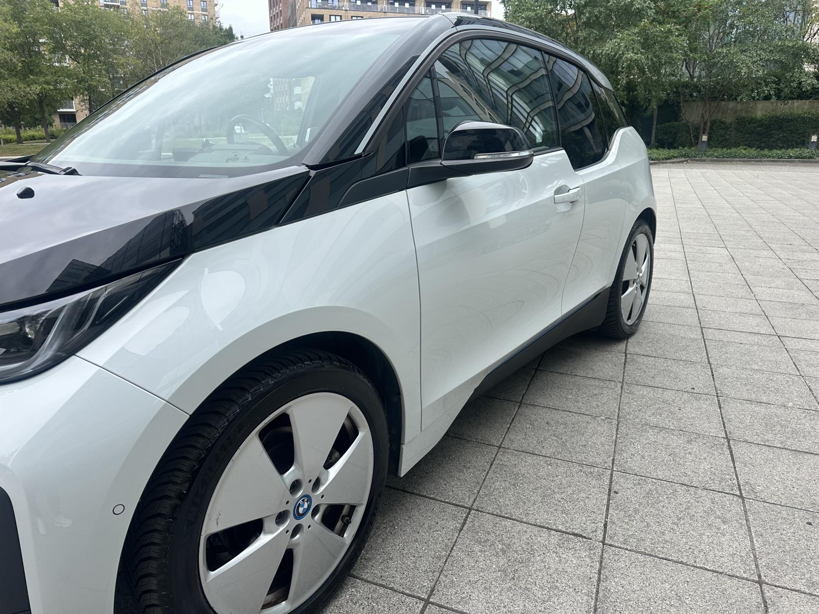BMW i3 33kWh Hatchback 5dr Petrol Plug-in Hybrid Auto Euro 6 (s/s) (Range Extender) (170 ps)