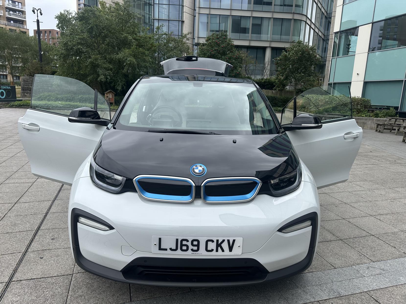 BMW i3 33kWh Hatchback 5dr Petrol Plug-in Hybrid Auto Euro 6 (s/s) (Range Extender) (170 ps)