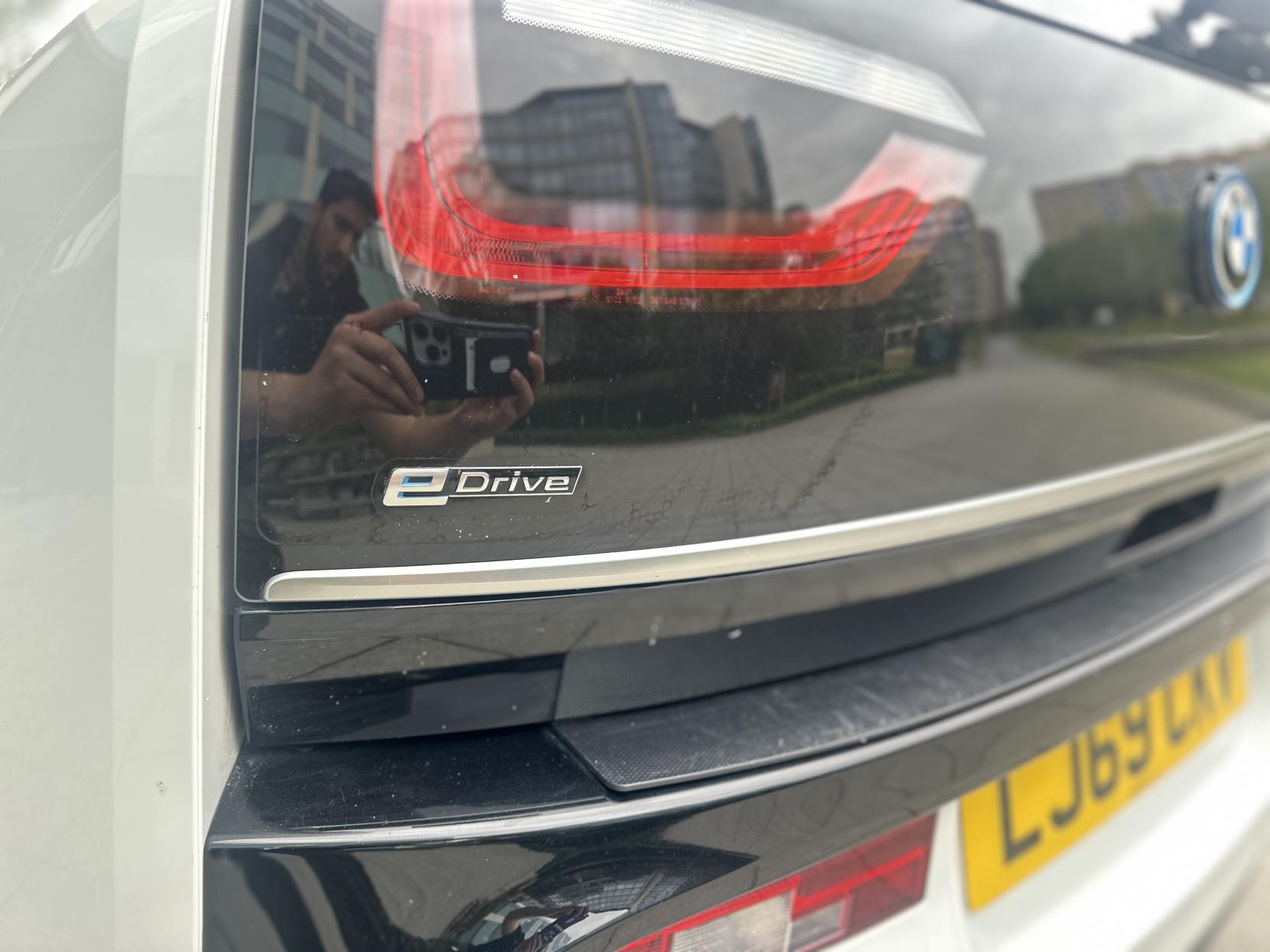 BMW i3 33kWh Hatchback 5dr Petrol Plug-in Hybrid Auto Euro 6 (s/s) (Range Extender) (170 ps)